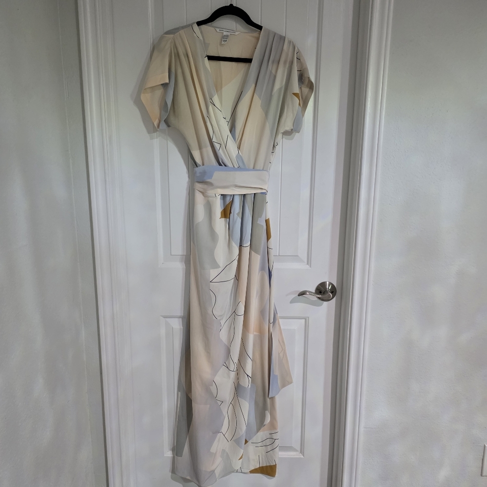 DVF Neutral Silk Faux Wrap Ethyl Dress size 4